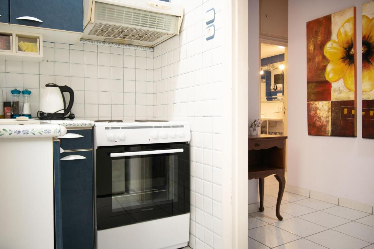 Cozy Flat In Heart Of Acropolis Apartment Athens Ngoại thất bức ảnh